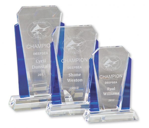 Crystal Award V Sides Large 225mm